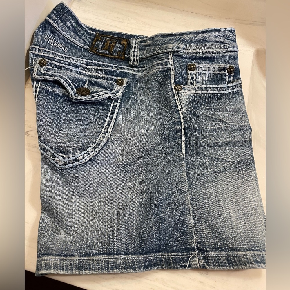 Cute Denim Shorts by Request Jeans, Women’s Size 11/30